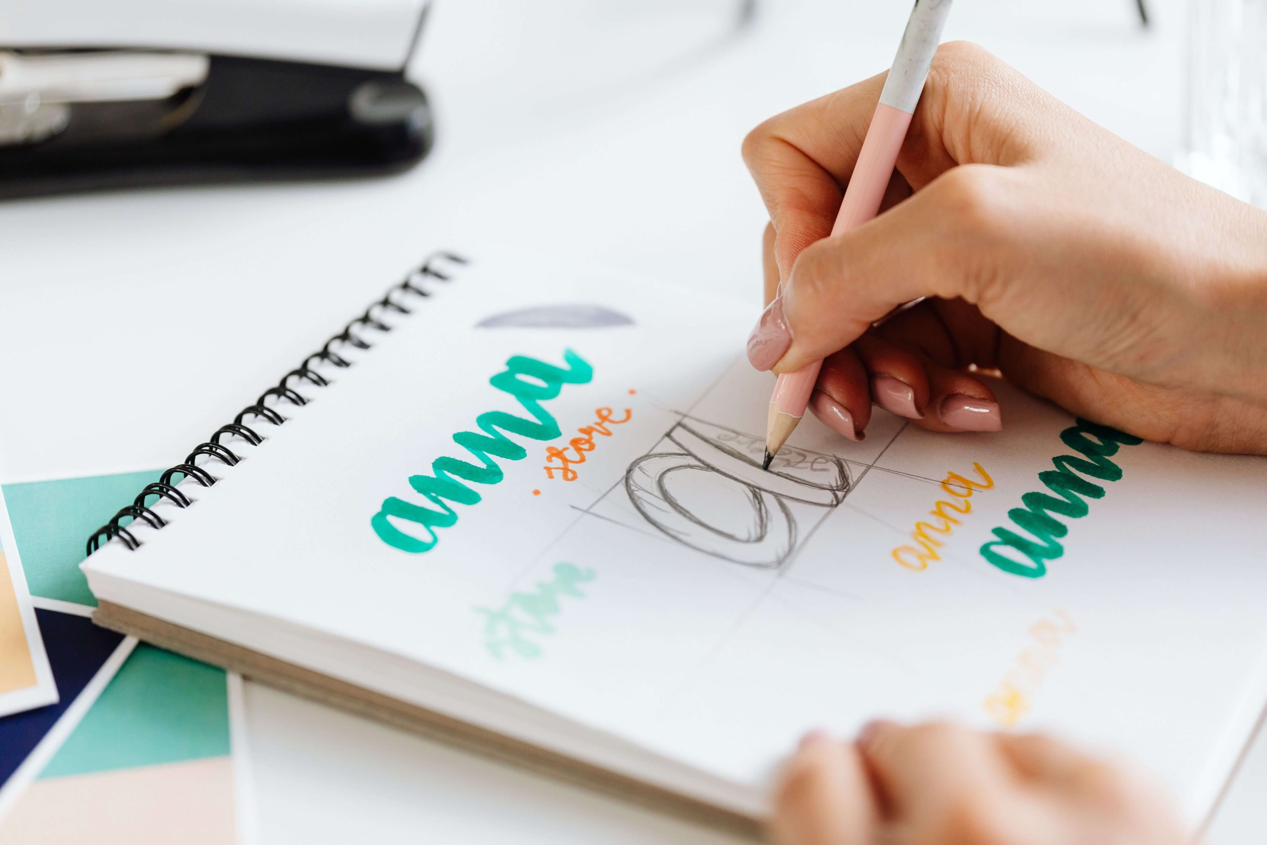 Common mistakes in logo designing during the logo sketching process
